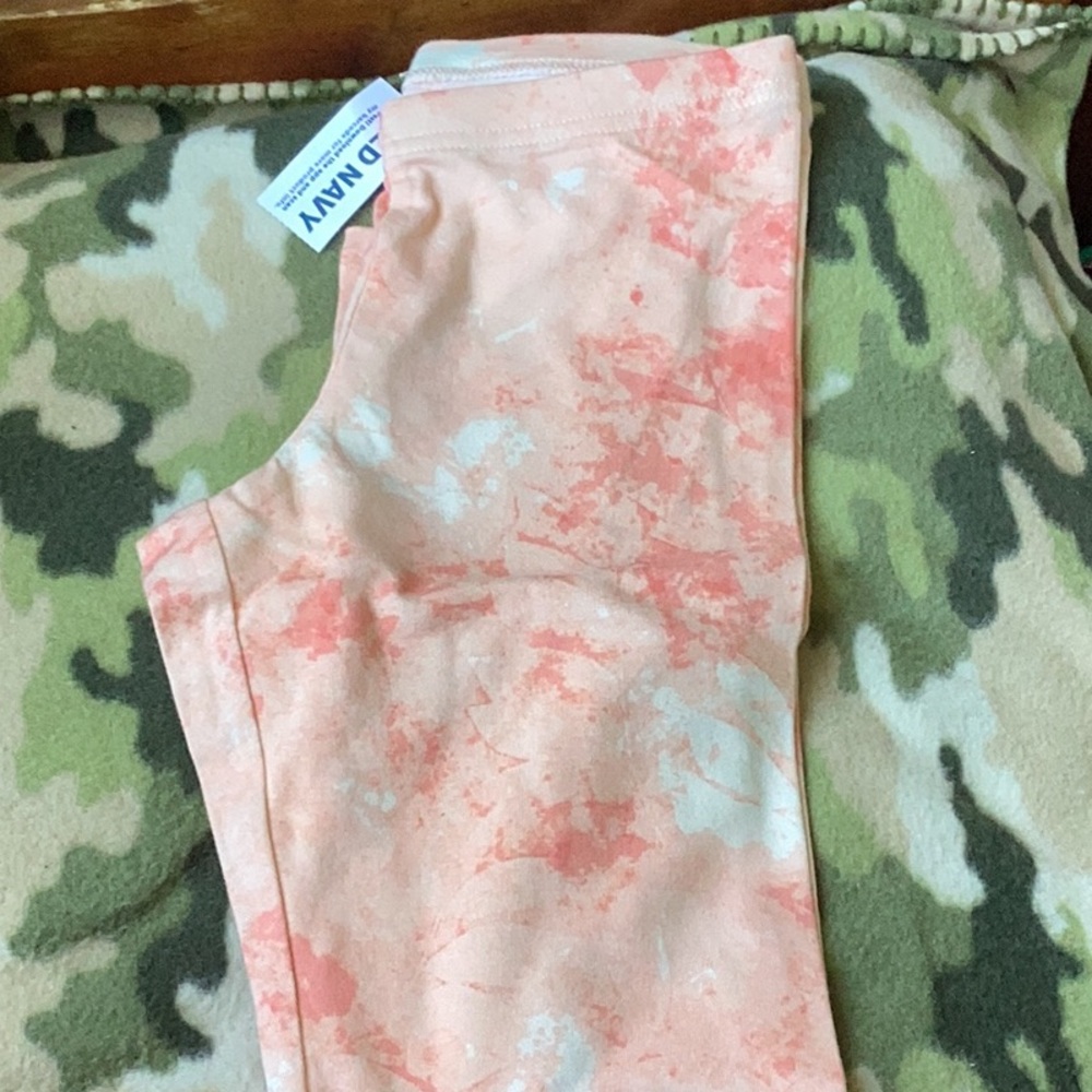 Old Navy Pink and White Leggings with Watercolor Pattern